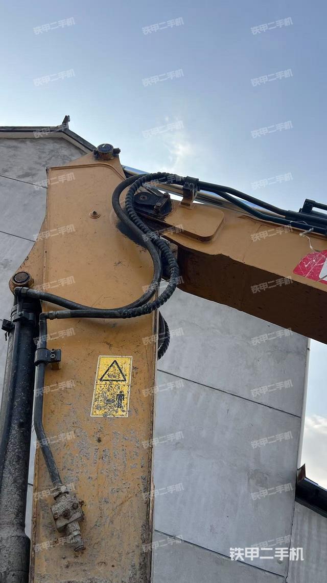 小臂整體左后（工作和回轉(zhuǎn)裝置）