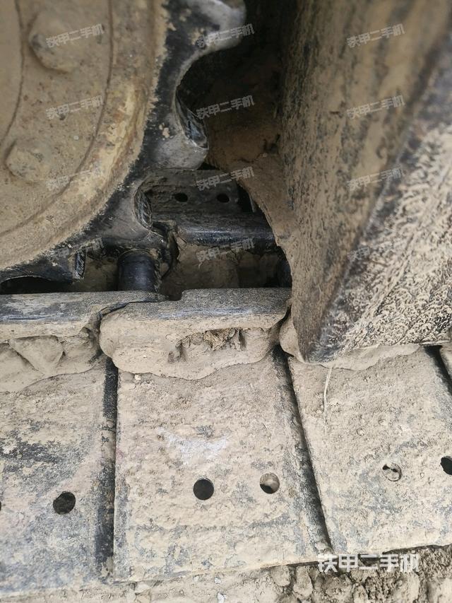 左側(cè)行走馬達蓋板（行走機構(gòu)）