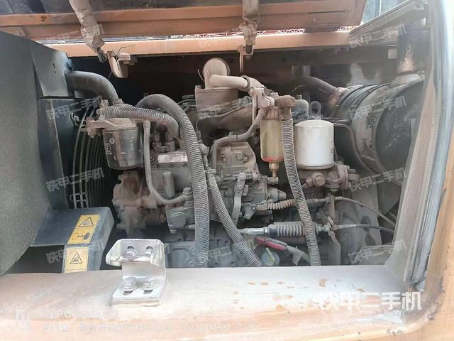 发动机整体俯视（整机外观）