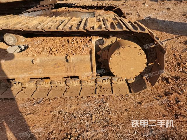 右導(dǎo)向輪（行走機構(gòu)）