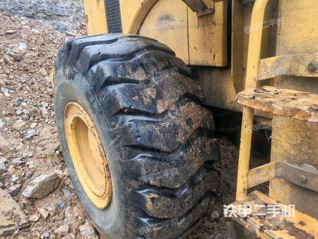 右前輪(行走機(jī)構(gòu)) 右前輪(行走機(jī)構(gòu))