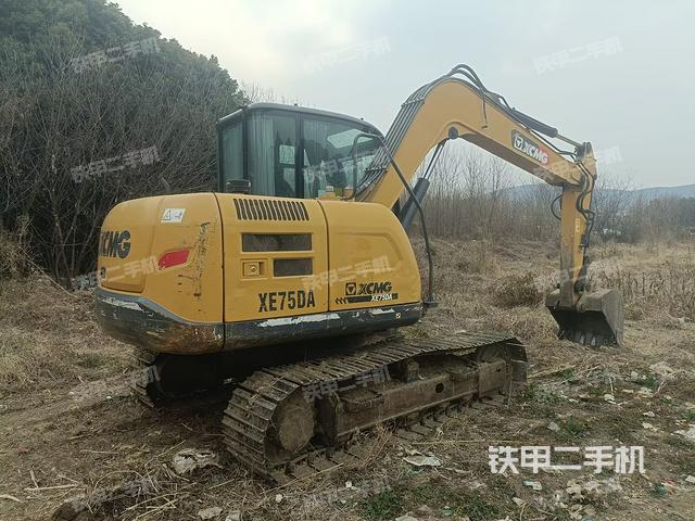 整機右后45°(整機外觀) 整機右后45°(整機外觀)