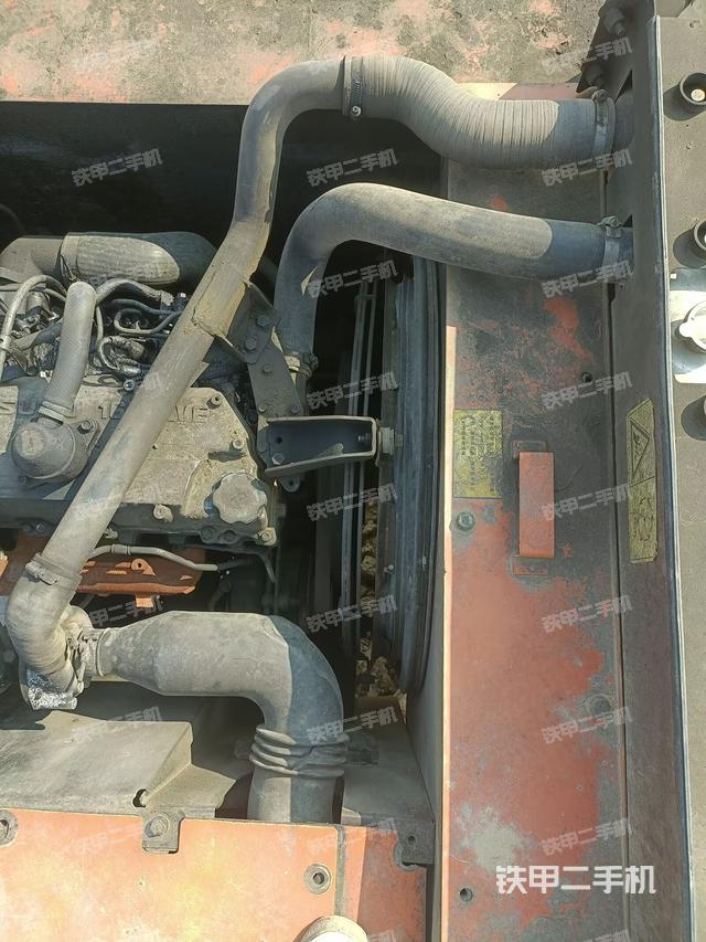 氣門室蓋螺絲特寫(上車部件) 氣門室蓋螺絲特寫(上車部件)