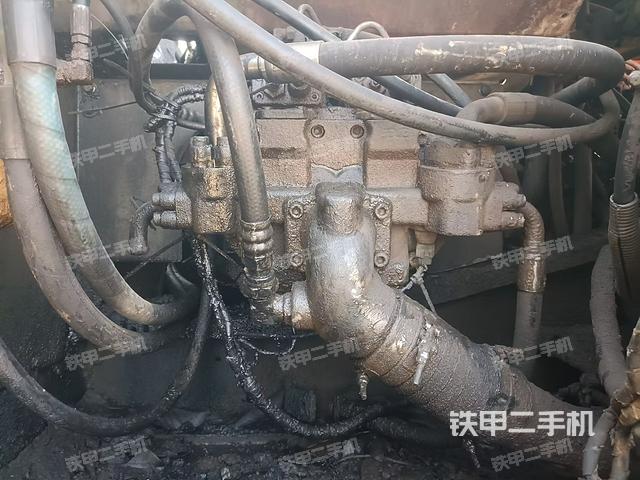 液壓泵室(大件艙室) 液壓泵室(大件艙室)