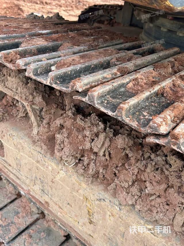 右側(cè)行走馬達(dá)蓋板（行走機(jī)構(gòu)）