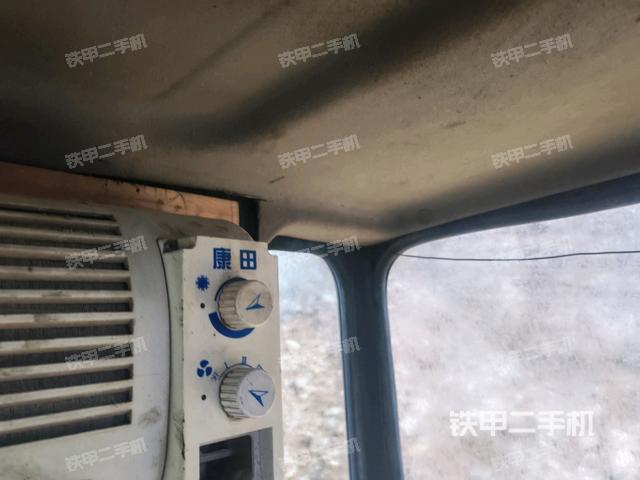 前擋風(fēng)玻璃標(biāo) (駕駛室部分) 前擋風(fēng)玻璃標(biāo) (駕駛室部分)