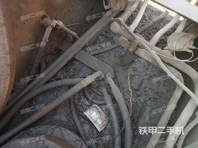 中央回轉(zhuǎn)接頭特寫(上車部件) 中央回轉(zhuǎn)接頭特寫(上車部件)