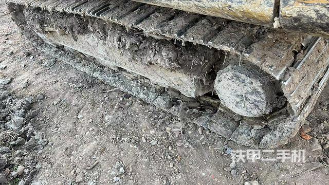 左側(cè)履帶整體?（行走機構(gòu)）