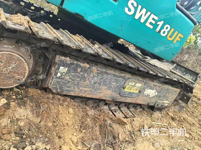 單側(cè)履帶整體（整機(jī)外觀）