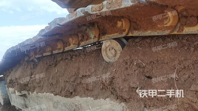 单侧履带整体（整机外观）