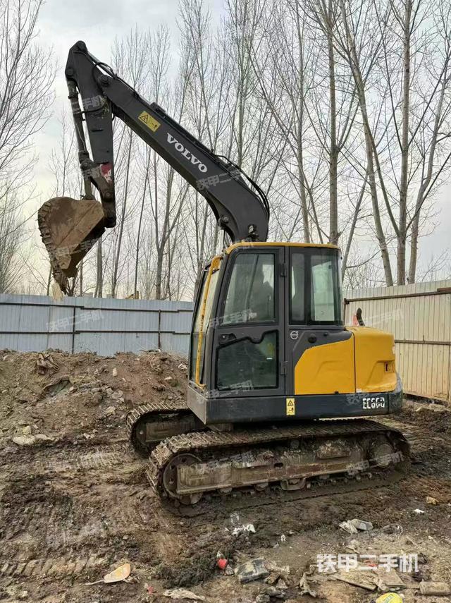 驾驶室整体（整机外观）