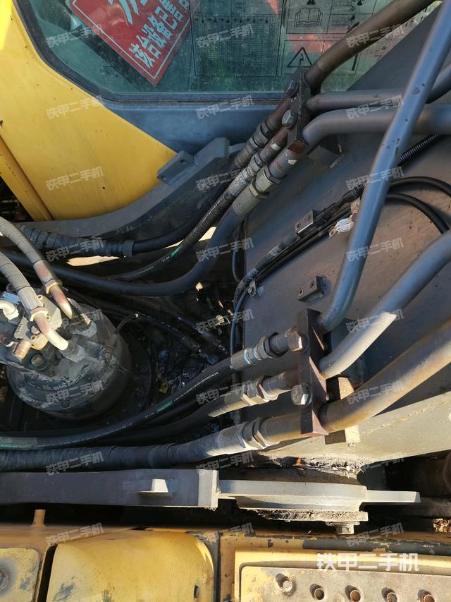 大臂根部?斜視（工作和回轉(zhuǎn)裝置）