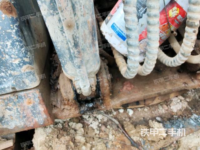 小臂整體右前(工作和回轉(zhuǎn)裝置) 小臂整體右前(工作和回轉(zhuǎn)裝置)