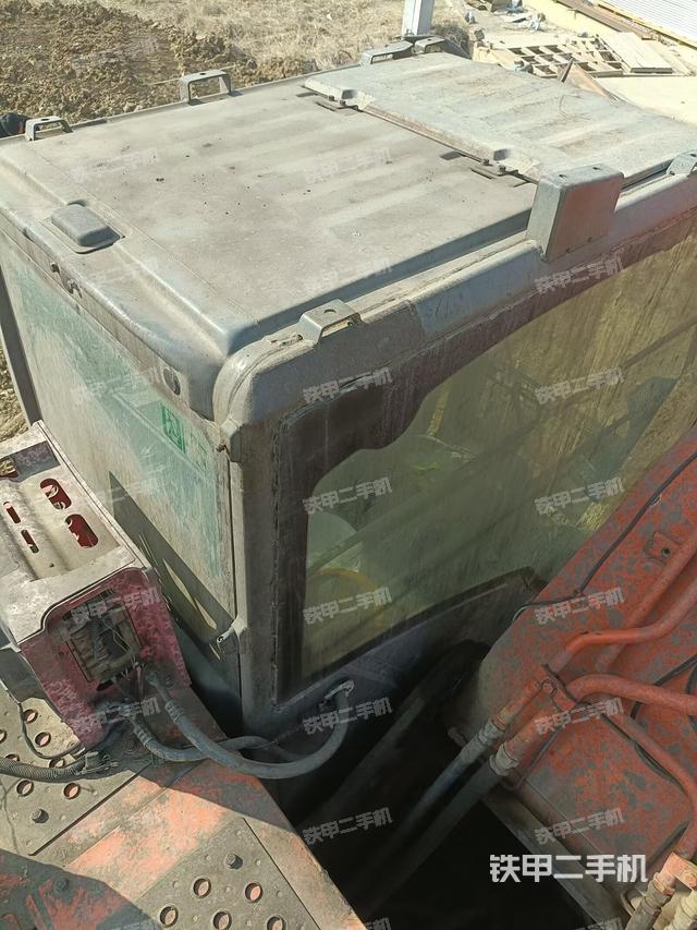 駕駛室頂部俯視(上車部件) 駕駛室頂部俯視(上車部件)