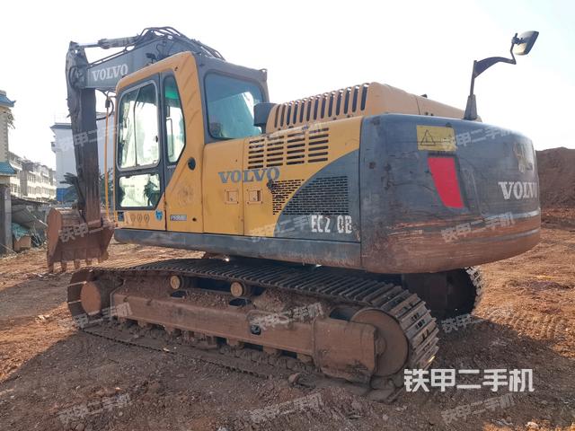 左后45（整機外觀）