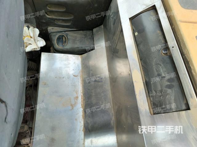 后窗玻璃角標(biāo)（駕駛室部分）