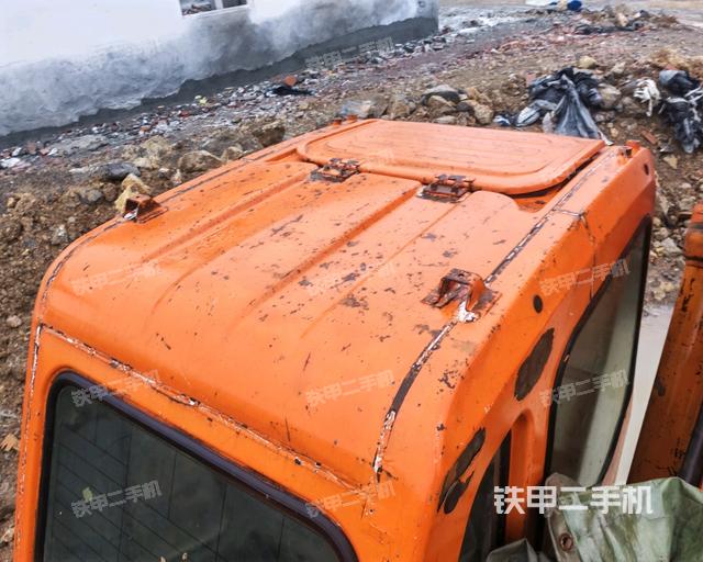 駕駛室頂部俯視(上車部件) 駕駛室頂部俯視(上車部件)