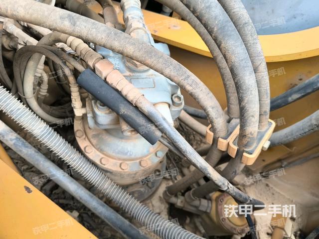 駕駛室頂部俯視（上車(chē)部件）