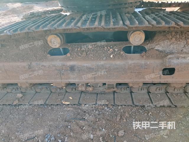 右側(cè)履帶整體（行走機構(gòu)）