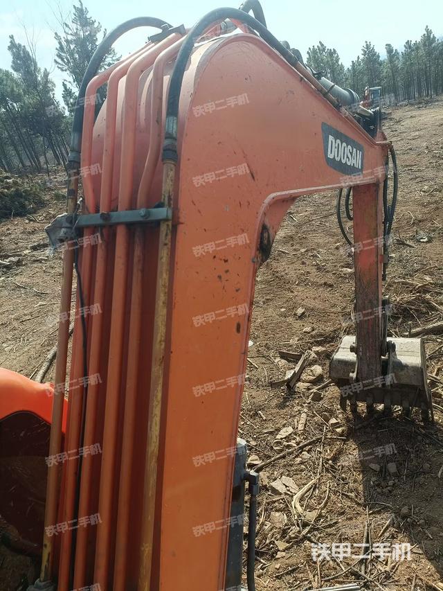 大臂整體?右側(cè)（工作和回轉(zhuǎn)裝置）