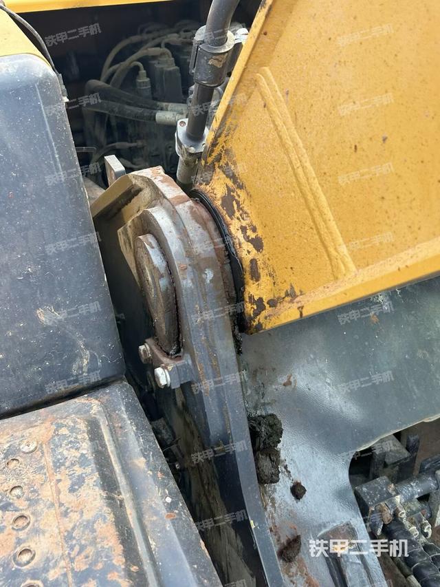 大臂根部?斜視（工作和回轉(zhuǎn)裝置）