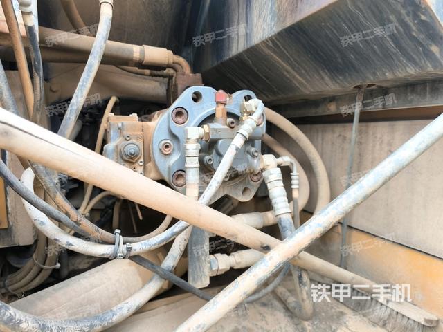 電瓶（大件艙室）