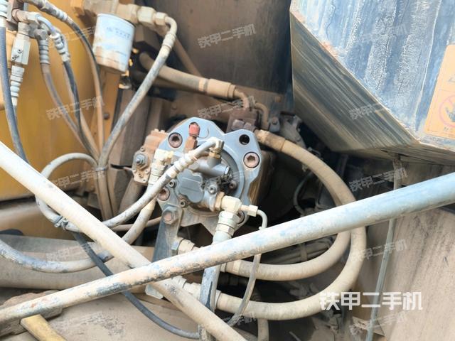 液壓泵斜45?左（大件艙室）