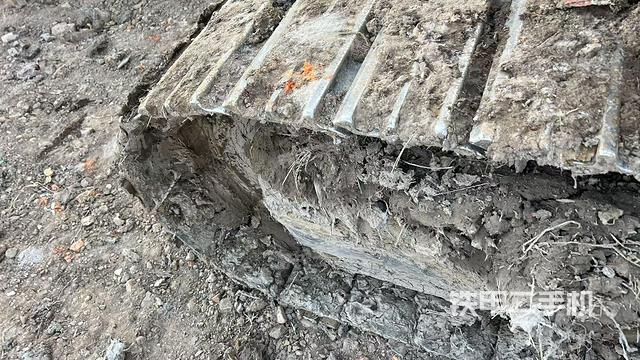 左導(dǎo)向輪（行走機構(gòu)）