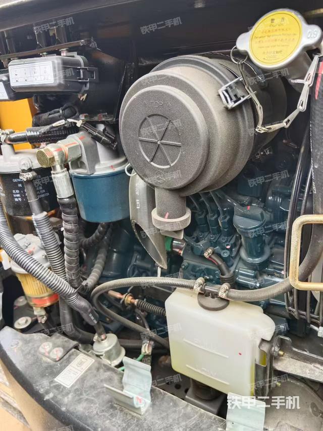 发动机整体俯视（整机外观）