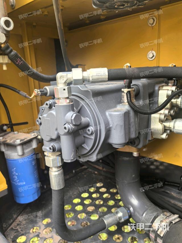 液壓泵室（大件艙室）