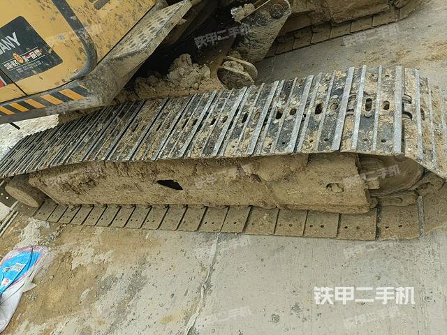 左側(cè)履帶整體?（行走機構(gòu)）