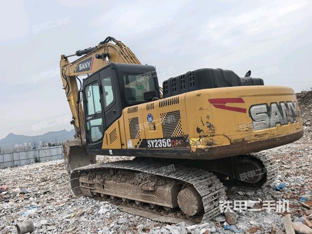 左后45(整機(jī)外觀) 左后45(整機(jī)外觀)