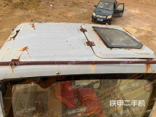 駕駛室頂部（整機(jī)外觀）