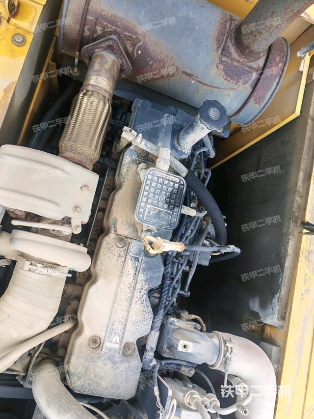 發(fā)動(dòng)機(jī)室(上車部件) 發(fā)動(dòng)機(jī)室(上車部件)