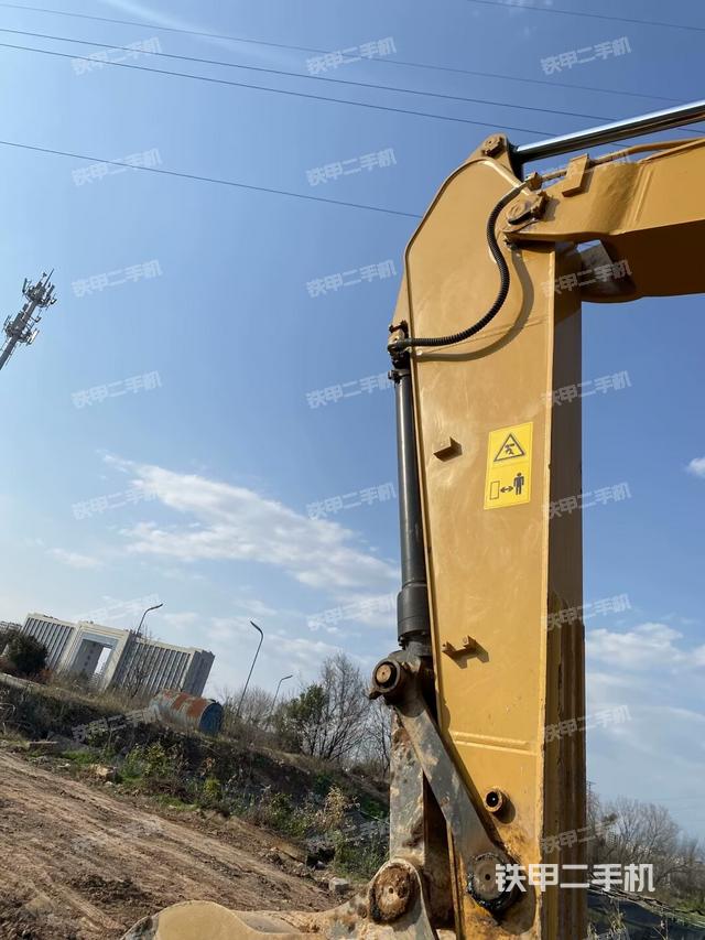 小臂整體左后（工作和回轉(zhuǎn)裝置）