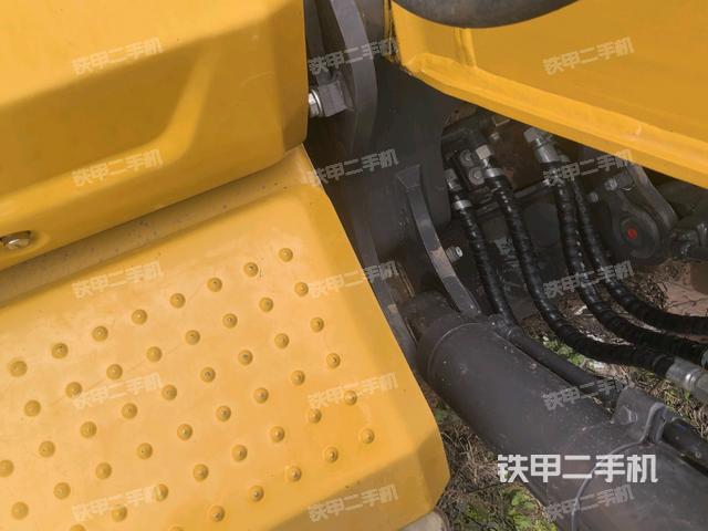 大臂根部?斜視（工作和回轉(zhuǎn)裝置）