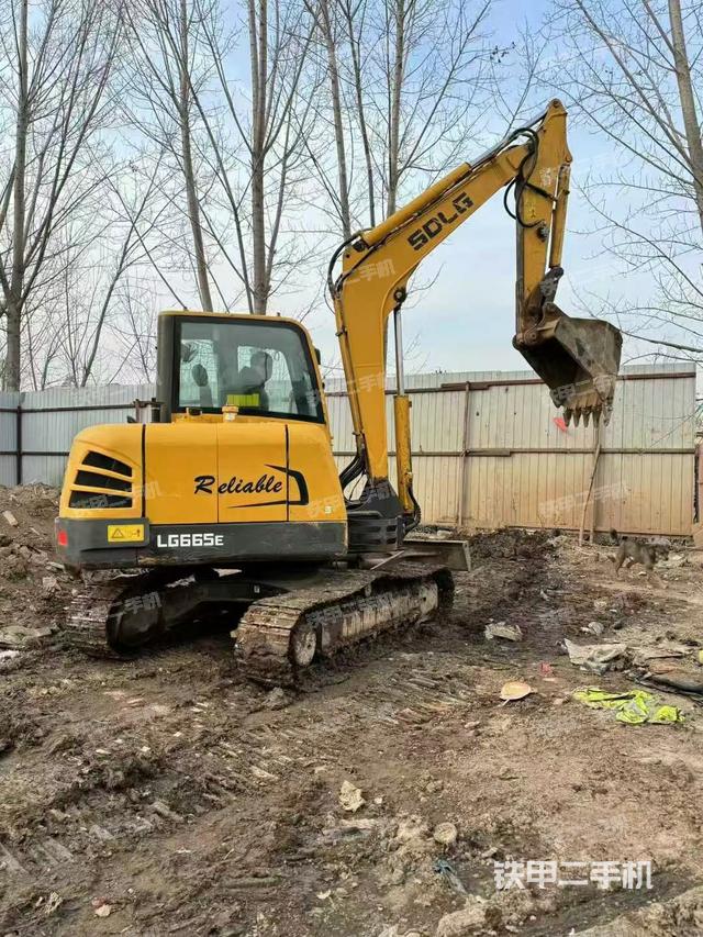 整機(jī)右后45°（整機(jī)外觀）