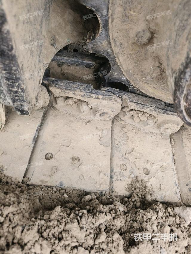 左導向輪（行走機構(gòu)）