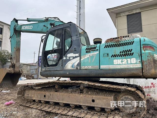 神鋼SK210LC-8挖掘機(jī)
