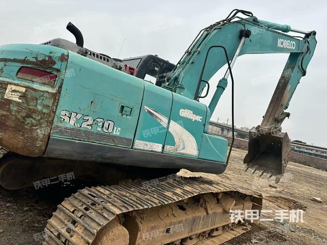 整機右后45°(整機外觀) 整機右后45°(整機外觀)