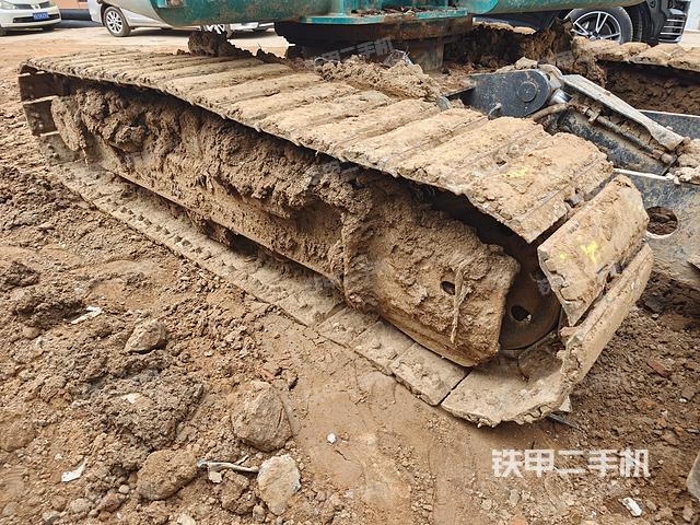 单侧履带整体（整机外观）