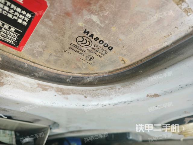 后窗玻璃角標(biāo)（駕駛室部分）