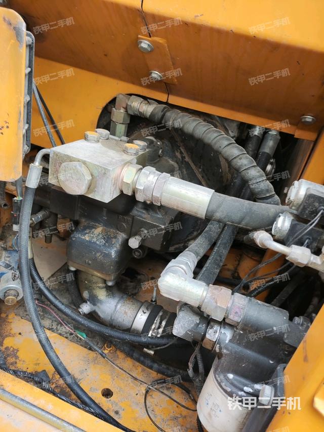 液壓泵室（大件艙室）