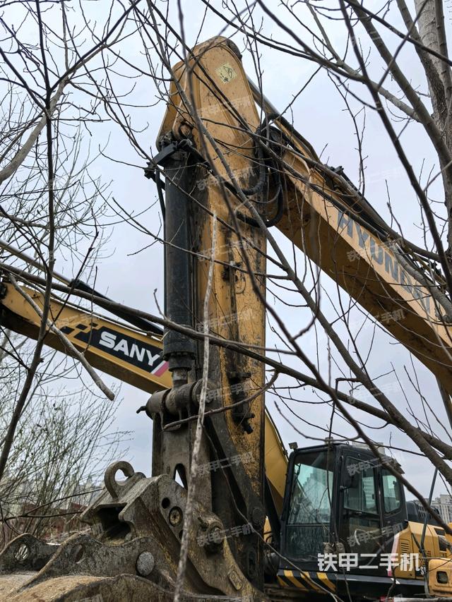 小臂整體左后（工作和回轉(zhuǎn)裝置）