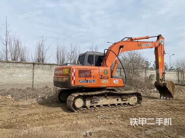 整機右后45°(整機外觀) 整機右后45°(整機外觀)
