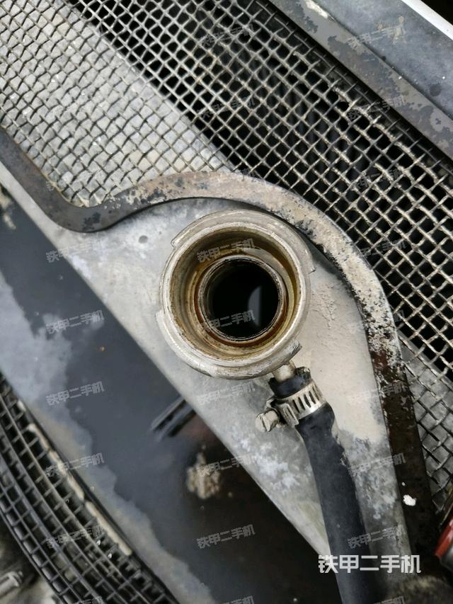 散熱器正面（大件艙室）