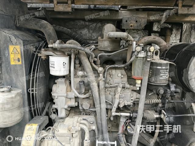 發(fā)動(dòng)機(jī)整體俯視（整機(jī)外觀）