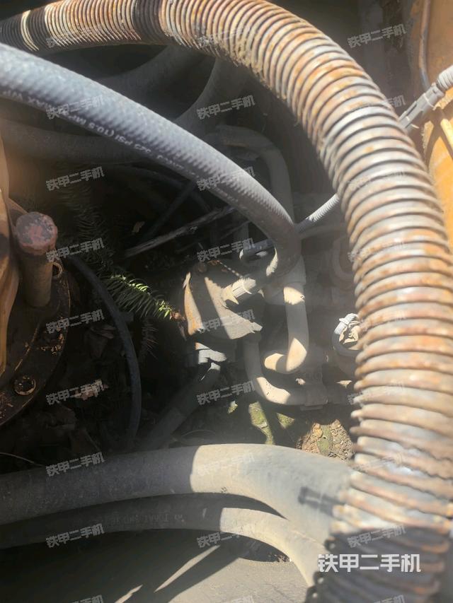 中央回轉(zhuǎn)接頭特寫(上車部件) 中央回轉(zhuǎn)接頭特寫(上車部件)