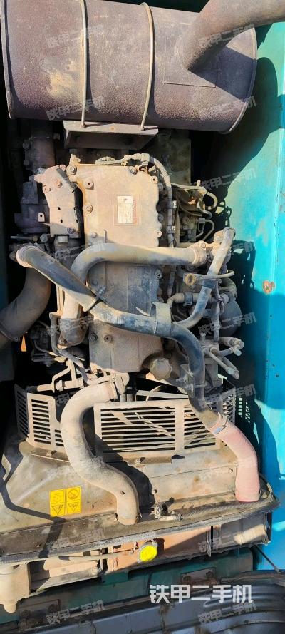 發(fā)動機整體俯視(整機外觀) 發(fā)動機整體俯視(整機外觀)