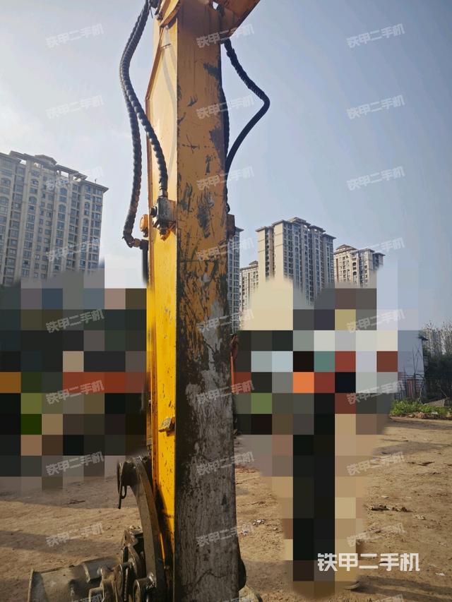 小臂整體左后（工作和回轉裝置）